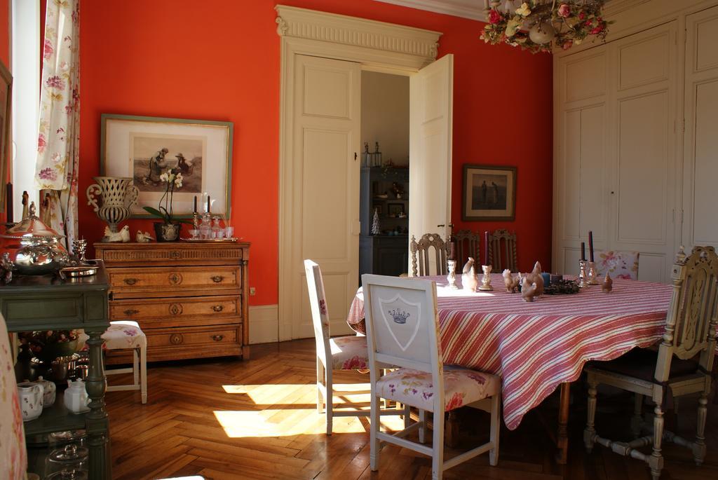 Château de Grenier Acomodação com café da manhã Saint-Léger Exterior foto