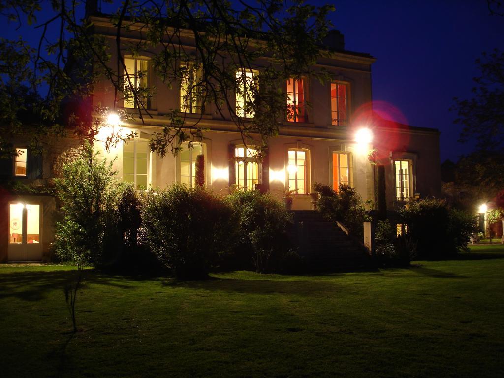 Château de Grenier Acomodação com café da manhã Saint-Léger Exterior foto